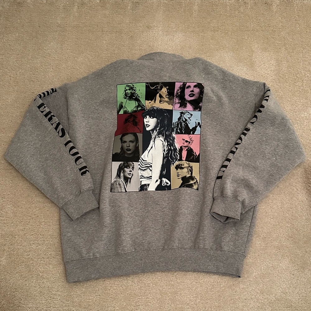 Taylor Swift Eras Tour Grey Quarter Zip Size XL - NEW